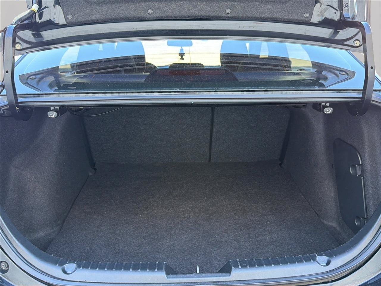 Used 2015 MAZDA MAZDA3 i Touring FWD image 25