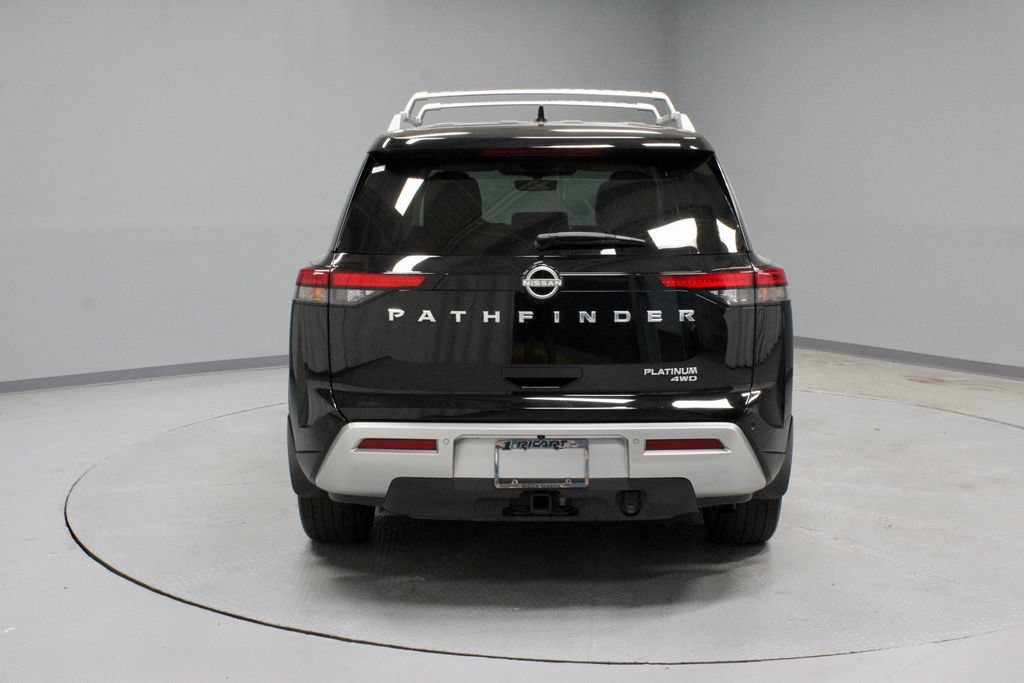 Certified 2025 Nissan Pathfinder Platinum w/ Cargo Package AWD/4WD image 10