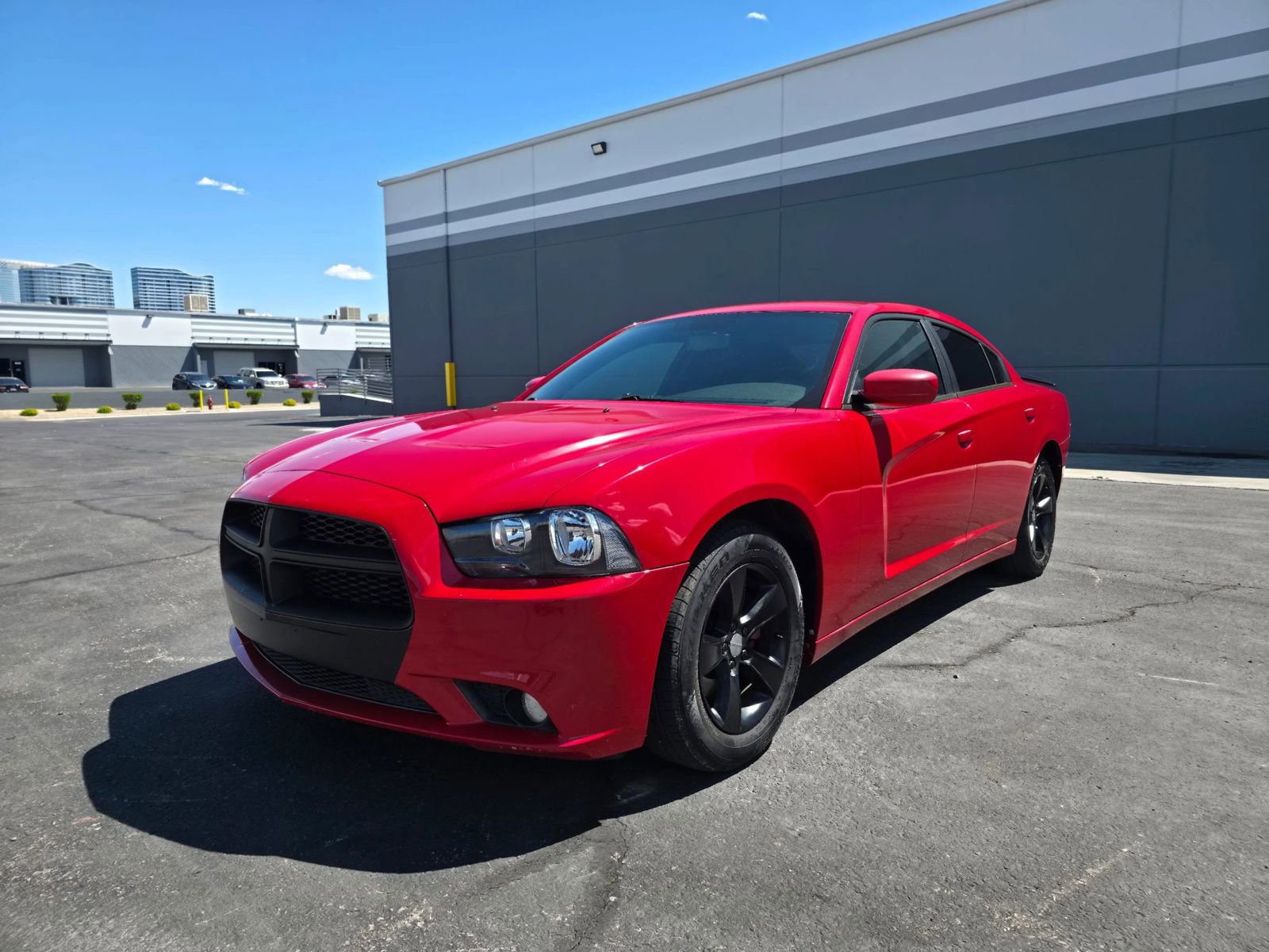 Used 2013 Dodge Charger SE w/ Connectivity Group RWD image 1
