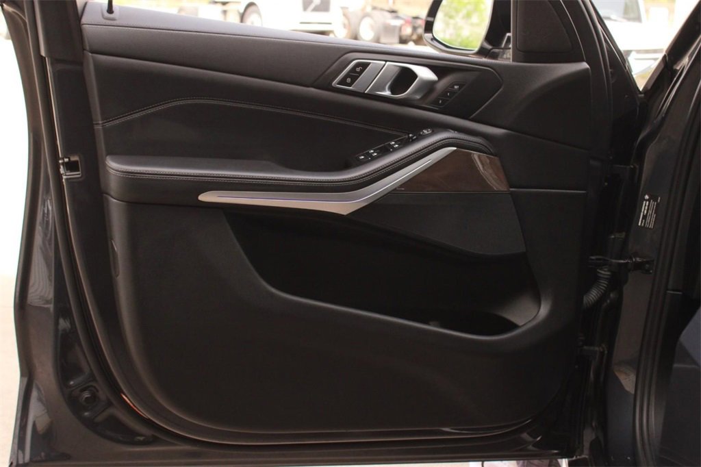 Used 2021 BMW X5 sDrive40i w/ Convenience Package image 24