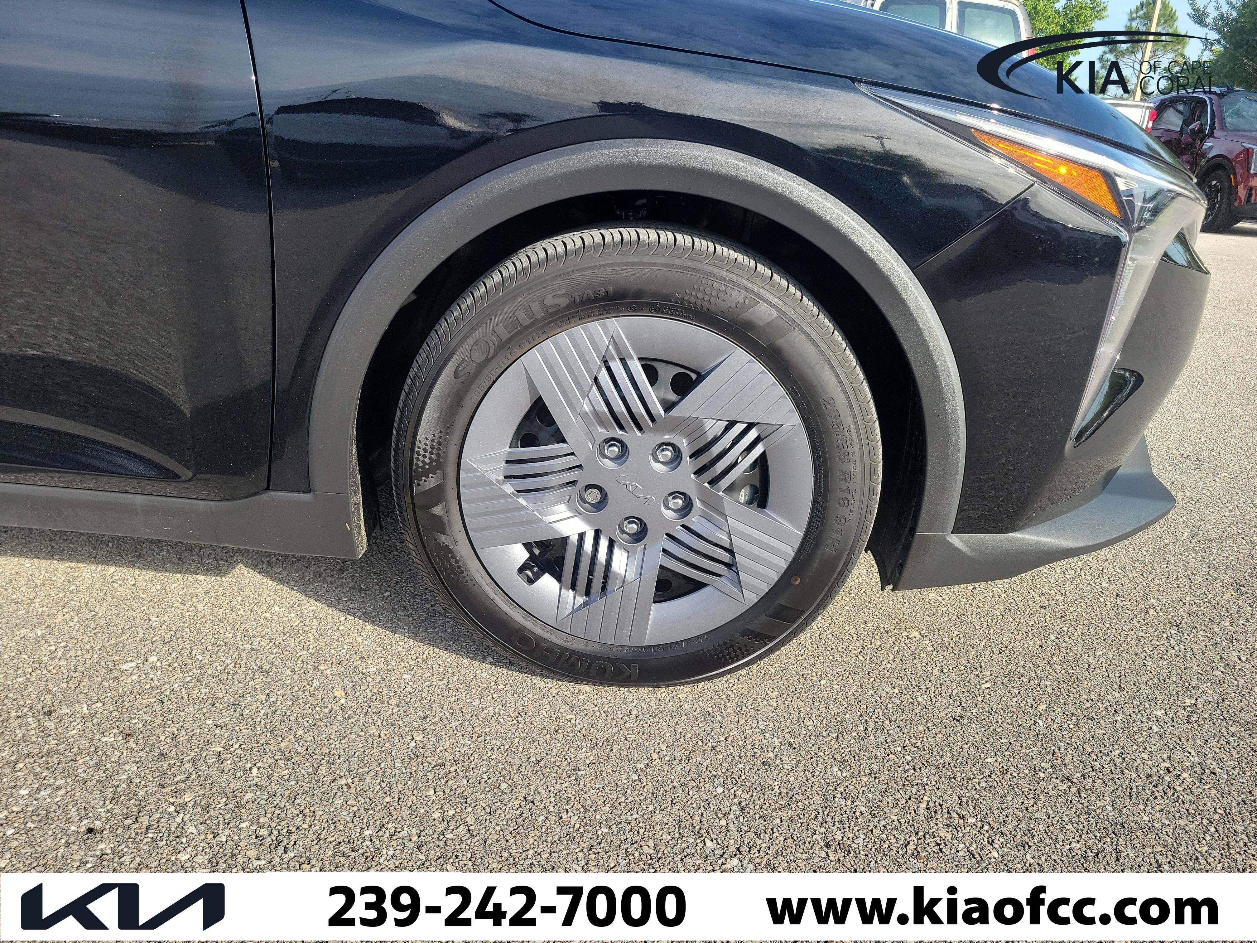 Used 2025 Kia K4 FWD image 6