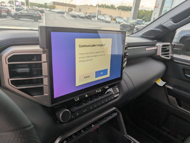 New 2026 Toyota Tundra Platinum AWD/4WD image 22