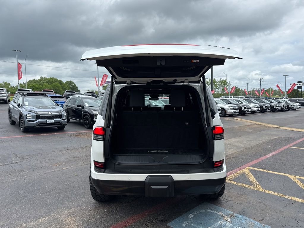 Used 2025 Lexus GX 550 w/ Cold Area Package AWD/4WD image 12