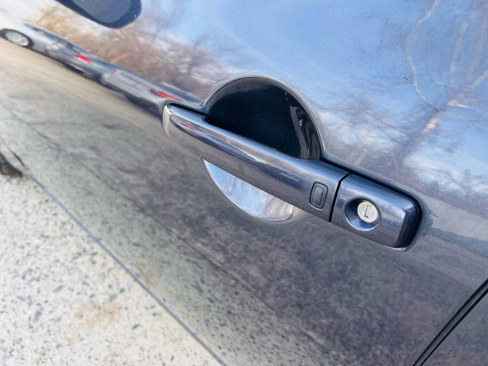 Used 2010 INFINITI G37 Journey w/ Premium Pkg image 11