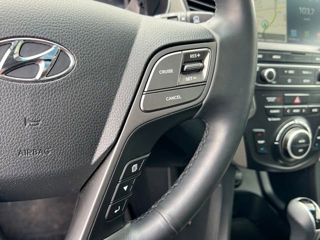 Used 2019 Hyundai Santa Fe XL AWD/4WD image 22
