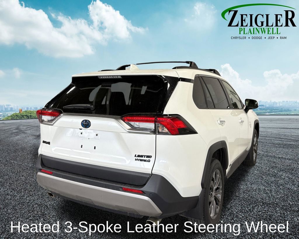 Used 2022 Toyota RAV4 Limited image 7