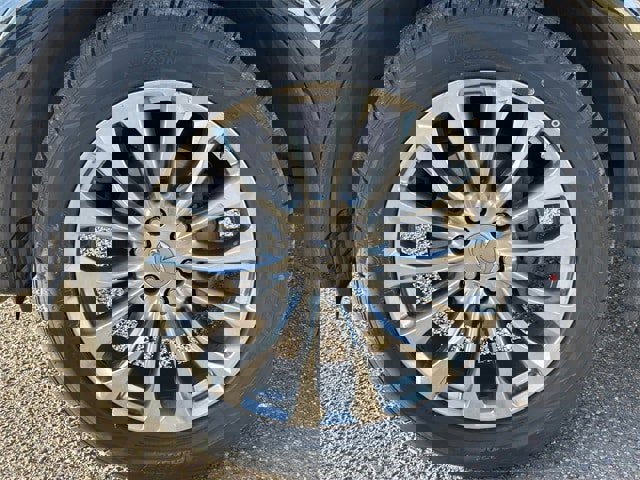 Used 2017 INFINITI QX80 Base w/ Deluxe Technology Package image 10