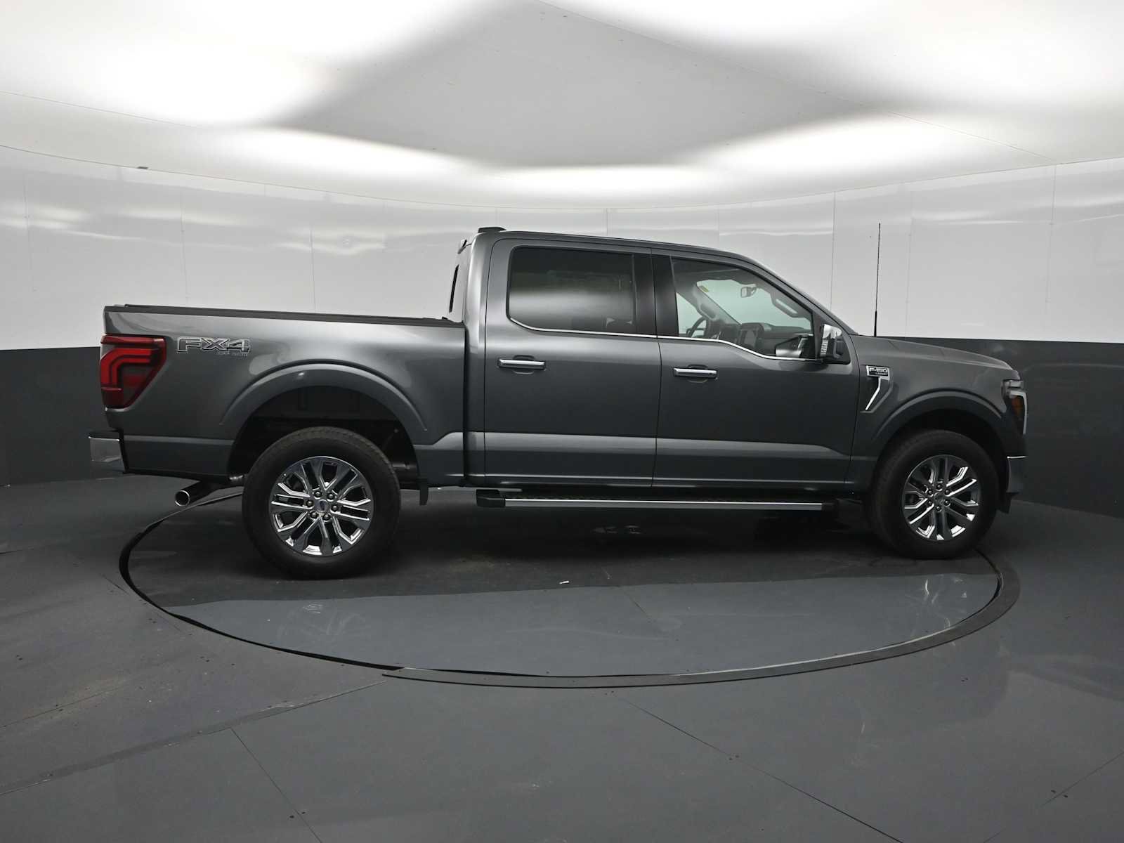 New 2026 Ford F150 Lariat w/ Equipment Group 501A Mid AWD/4WD image 9