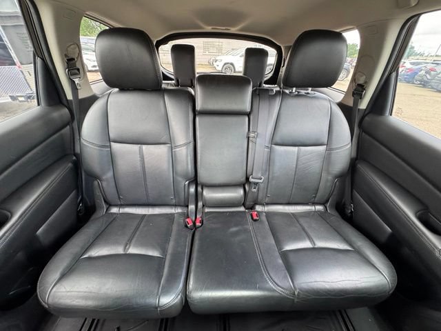 Used 2014 Nissan Pathfinder SL AWD/4WD image 15