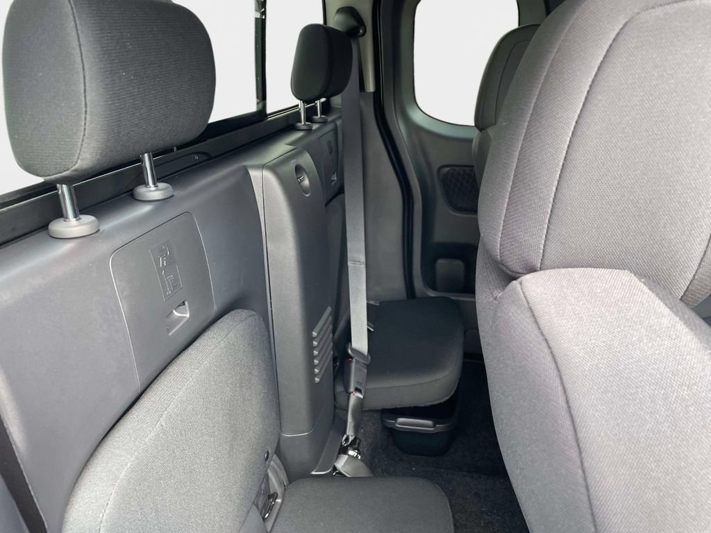 New 2027 Nissan Frontier S RWD image 12