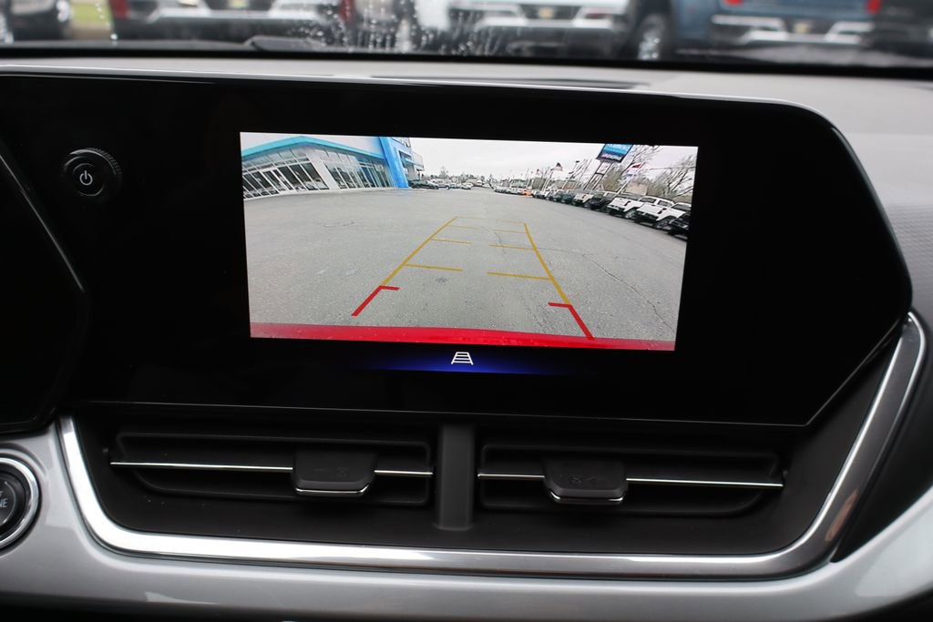 Used 2024 Chevrolet Trax LT image 11
