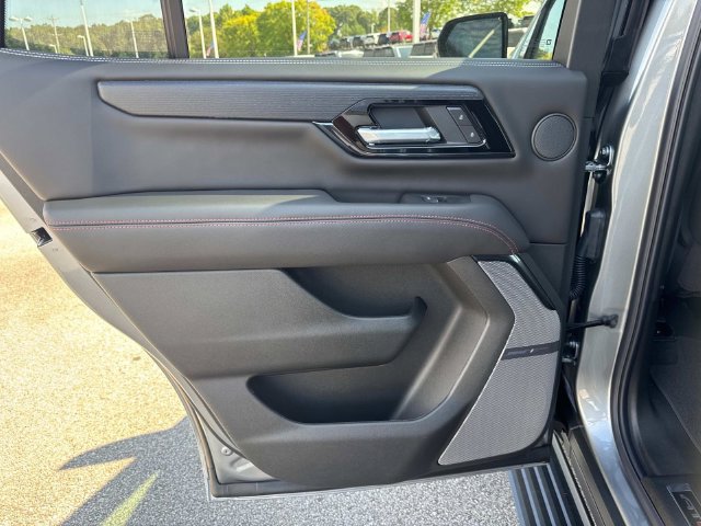 New 2026 GMC Yukon AT4 Ultimate AWD/4WD image 16