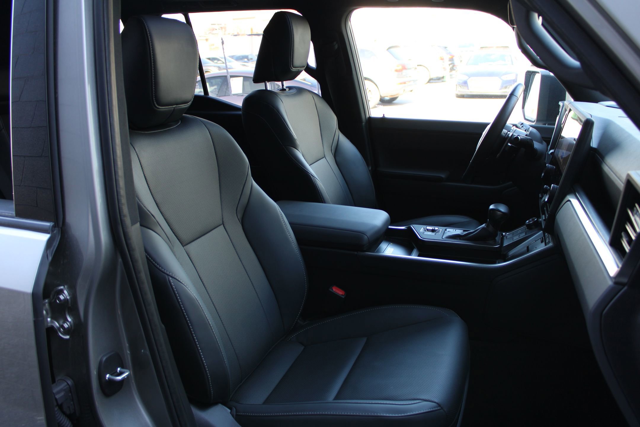 Used 2024 Lexus GX 550 image 29