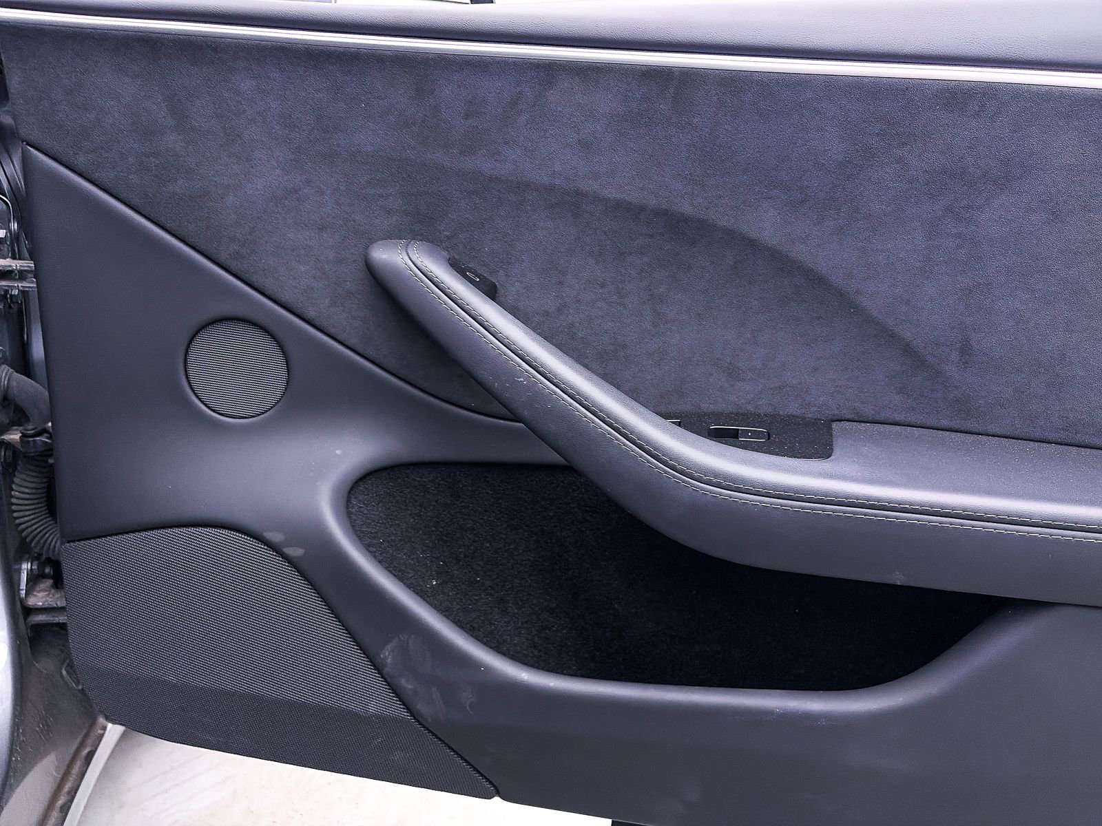 Used 2024 Tesla Model 3 Performance image 30