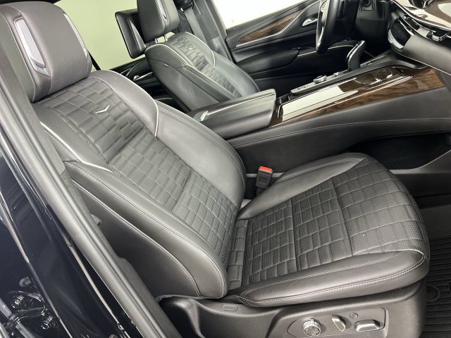 Certified 2024 Cadillac Escalade Sport Platinum w/ LPO, ONYX Package AWD/4WD image 29