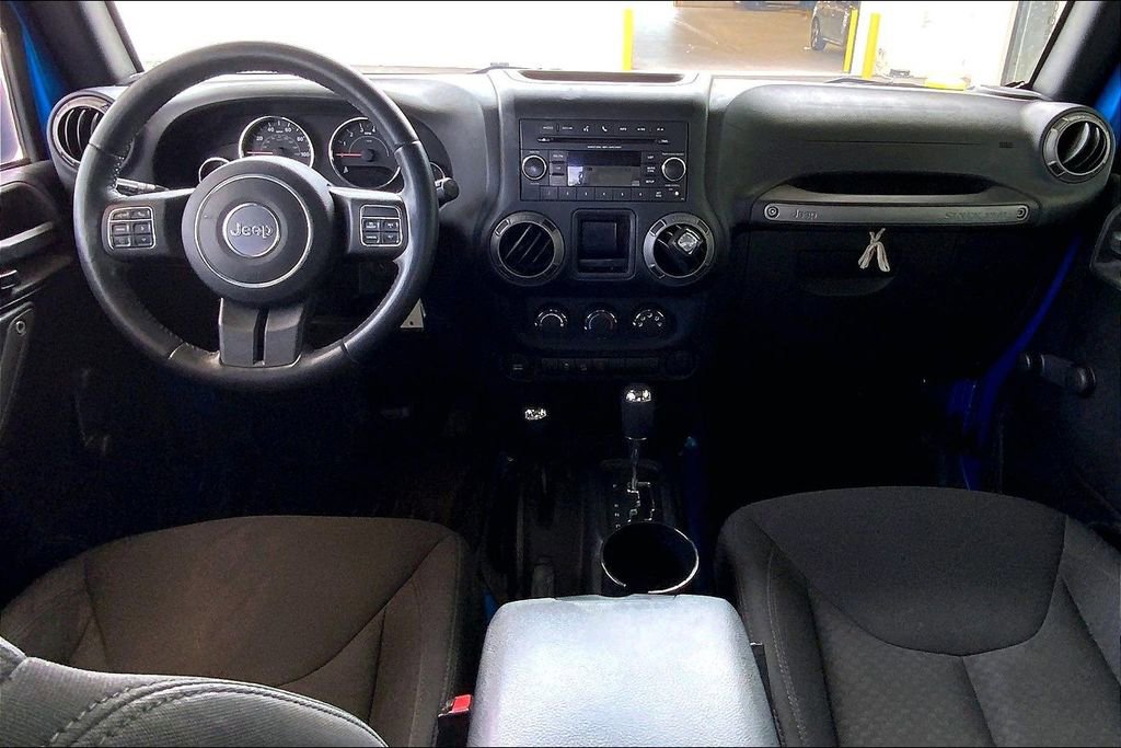 Used 2015 Jeep Wrangler Sport w/ Connectivity Group image 13