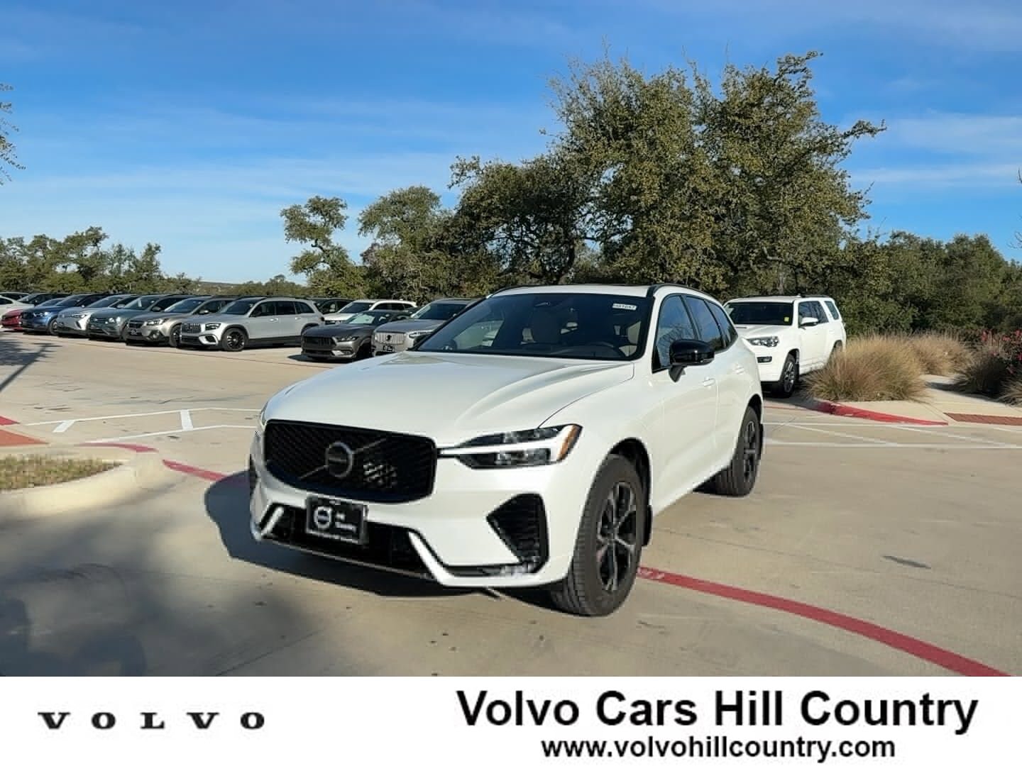 New 2026 Volvo XC60 B5 Core AWD/4WD image 1