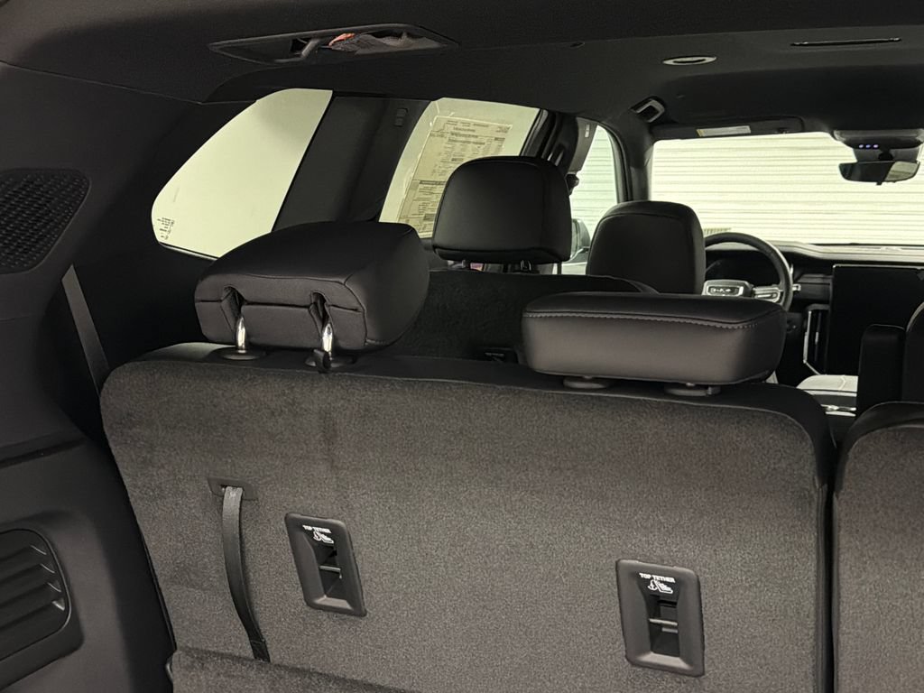 New 2026 GMC Acadia Elevation w/ Black Edition FWD image 17