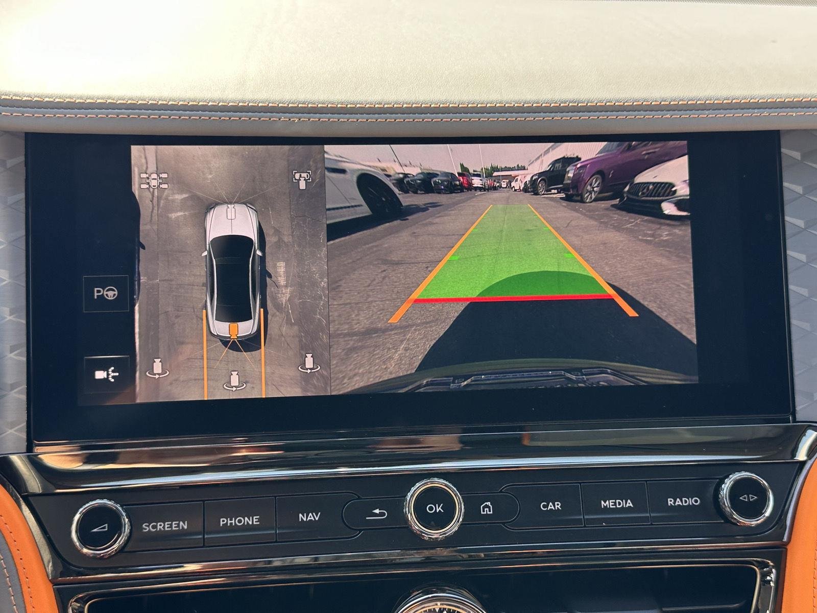 New 2025 Bentley Flying Spur Plug-In Hybrid AWD/4WD image 44