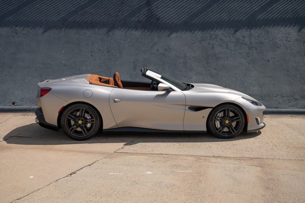 Certified 2019 Ferrari Portofino image 7