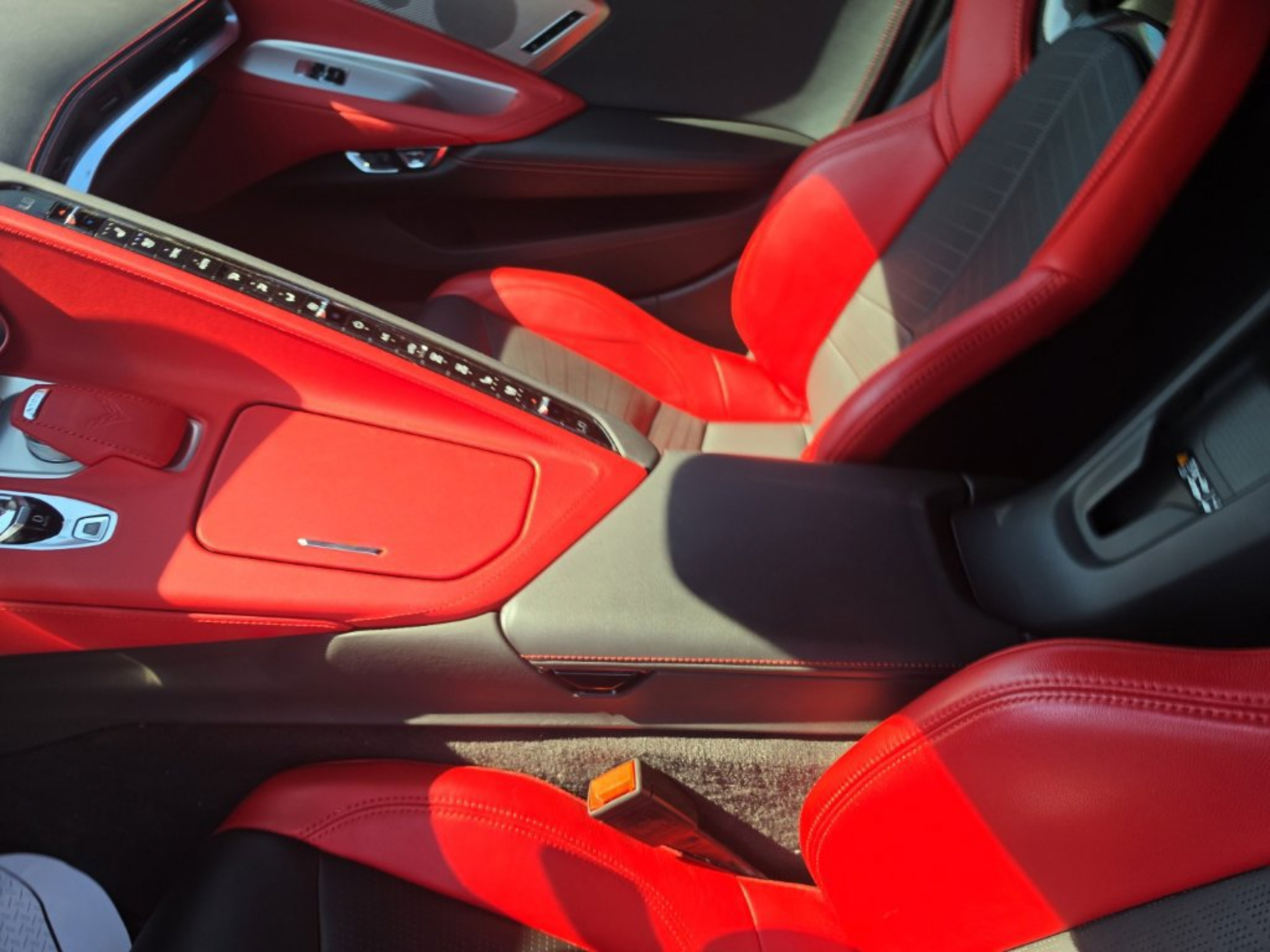 Used 2022 Chevrolet Corvette Stingray Preferred Cpe w/ Z51 Performance Package RWD image 15
