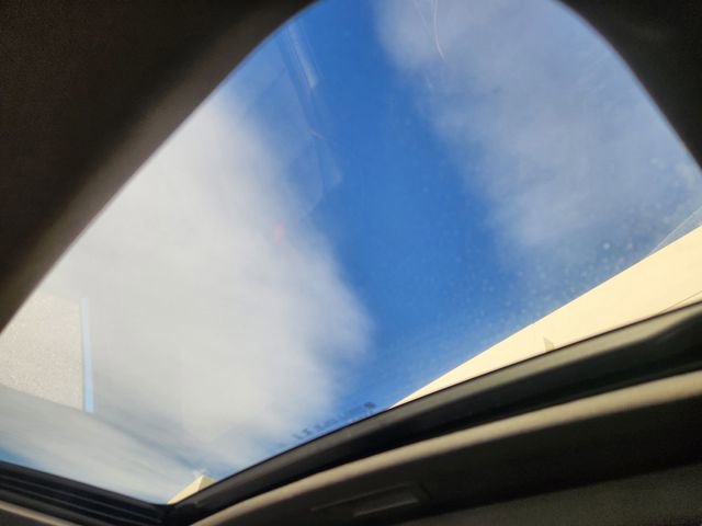 Used 2024 Chevrolet Trax RS w/ Sunroof Package image 26