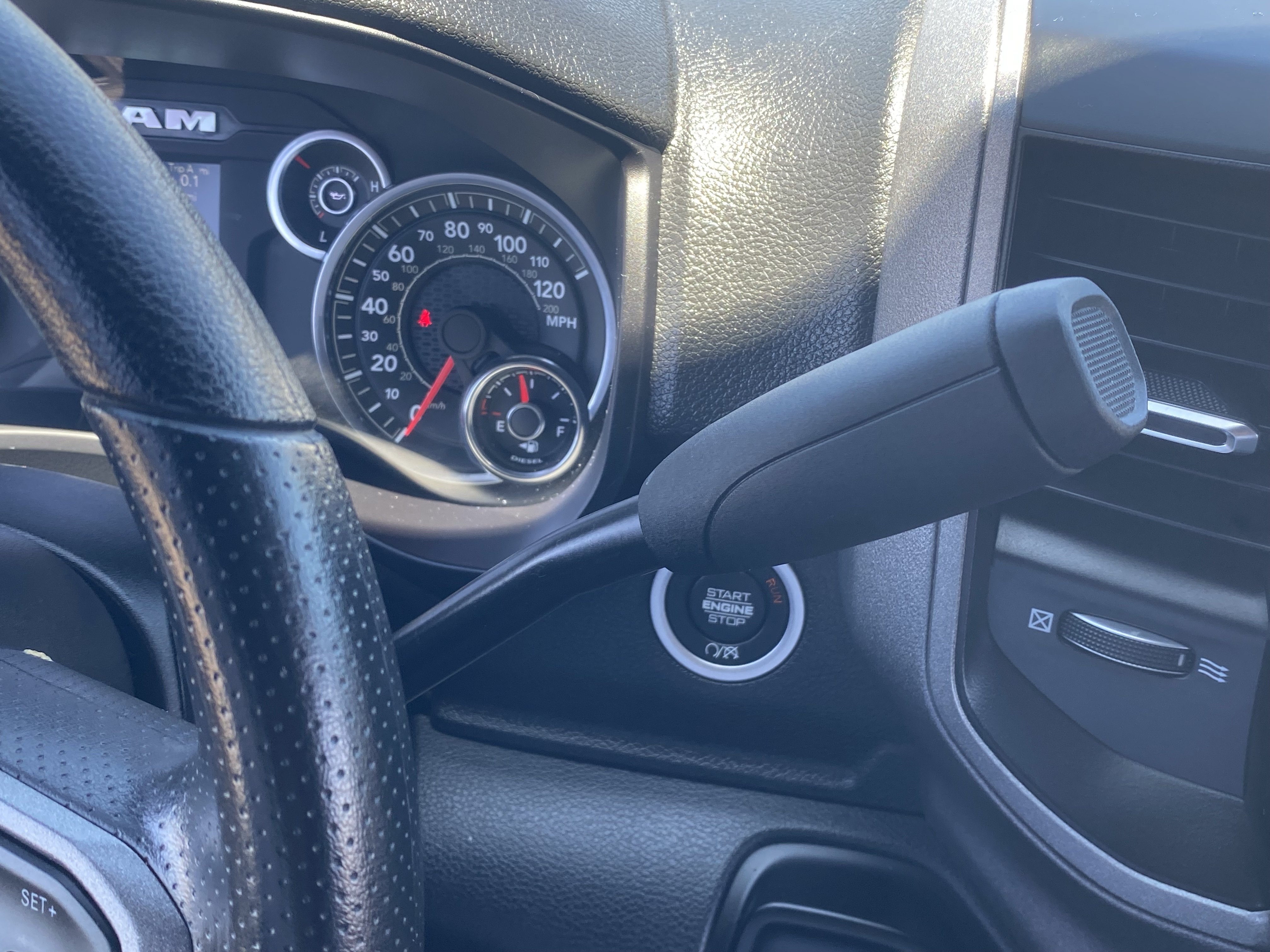 Certified 2024 RAM 2500 Tradesman w/ Chrome Appearance Group AWD/4WD image 31