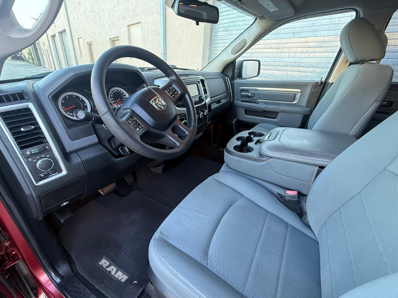 Used 2014 RAM 1500 Classic SLT RWD image 15