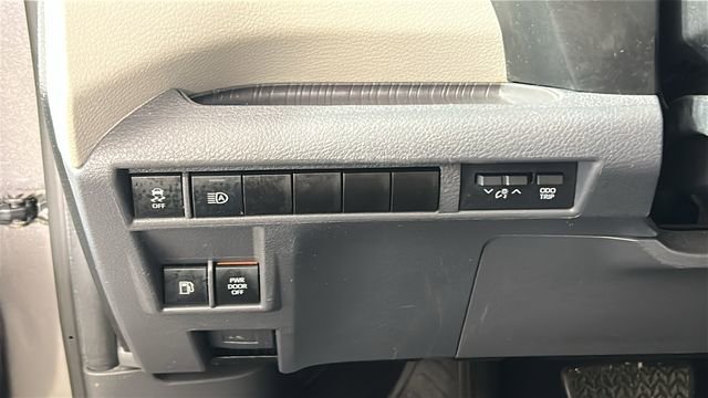 Used 2021 Toyota Sienna LE FWD image 20