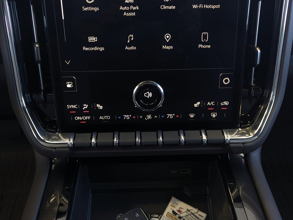 New 2026 GMC Yukon XL Elevation image 26