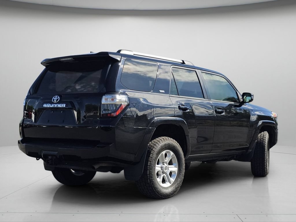 Used 2024 Toyota 4Runner SR5 AWD/4WD image 24