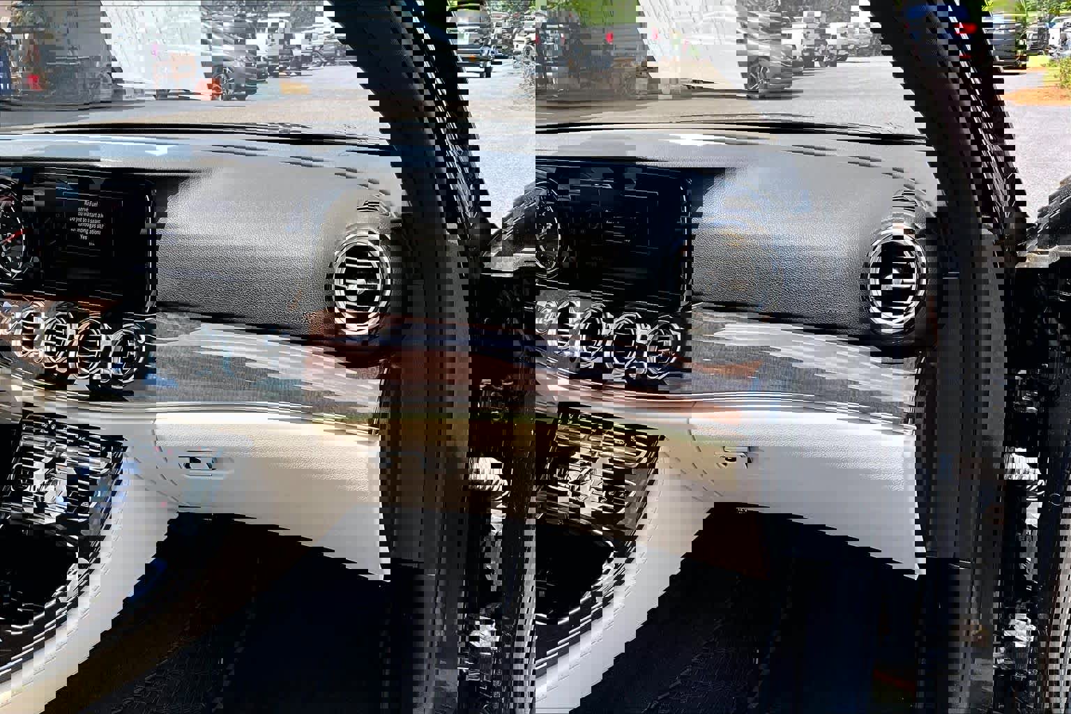 Certified 2019 Mercedes-Benz E 450 4MATIC Wagon image 19