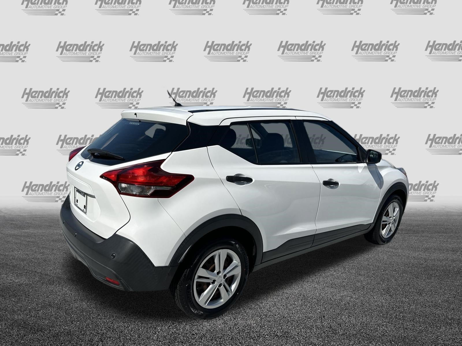 Used 2020 Nissan Kicks S FWD image 10