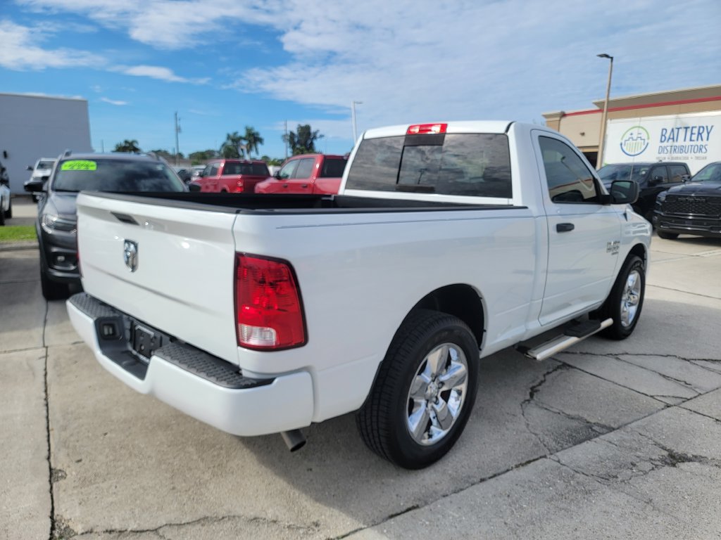 Used 2019 RAM 1500 Express w/ Express Value Package RWD image 5