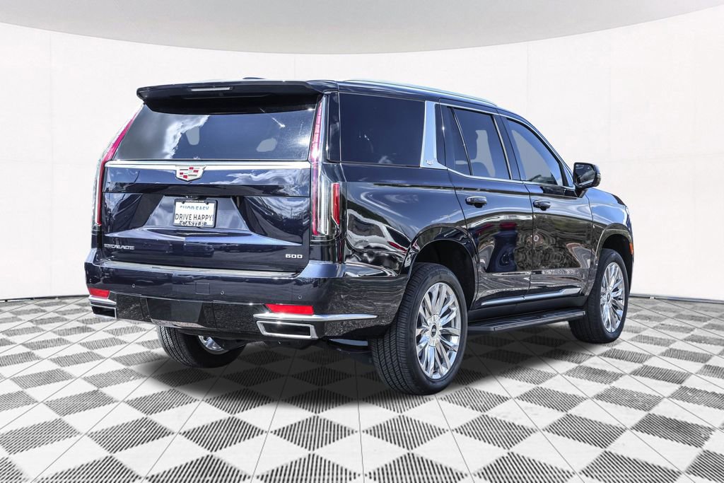 Used 2023 Cadillac Escalade Premium Luxury AWD/4WD image 15