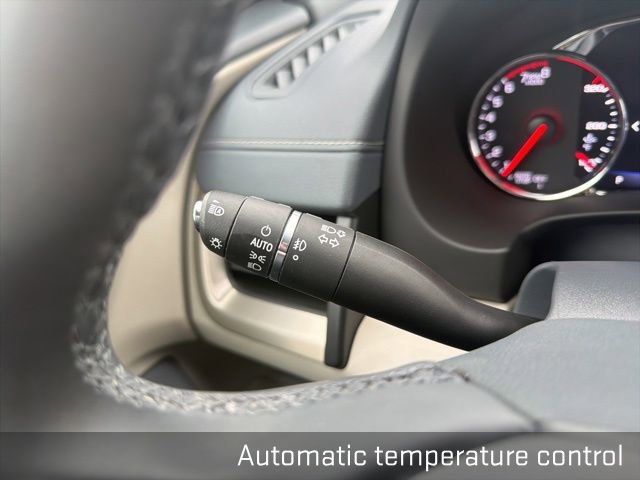 Used 2024 GMC Terrain Denali w/ Denali Premium Package image 38