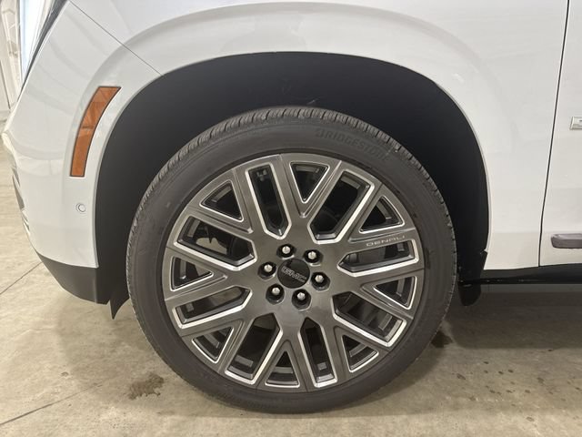 New 2026 GMC Yukon XL Denali Ultimate AWD/4WD image 32
