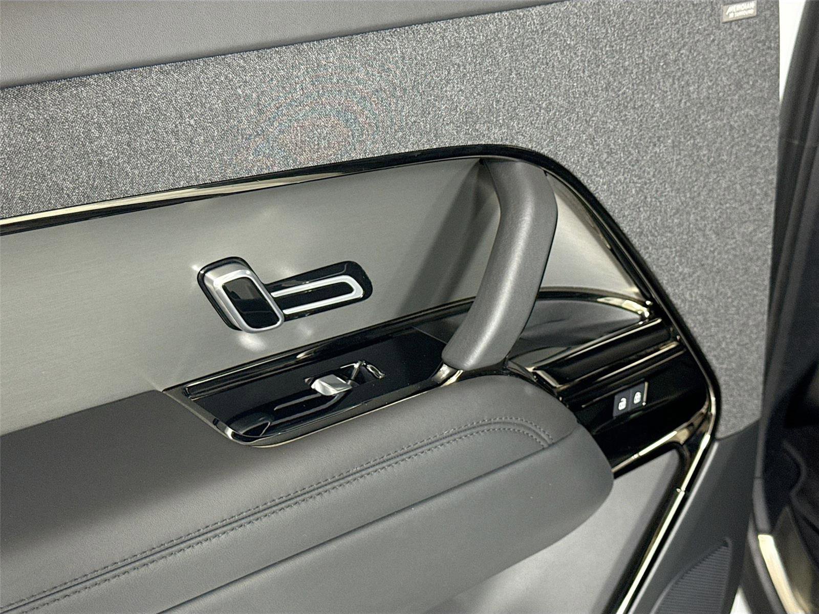 Used 2024 Land Rover Range Rover Sport Dynamic SE image 26