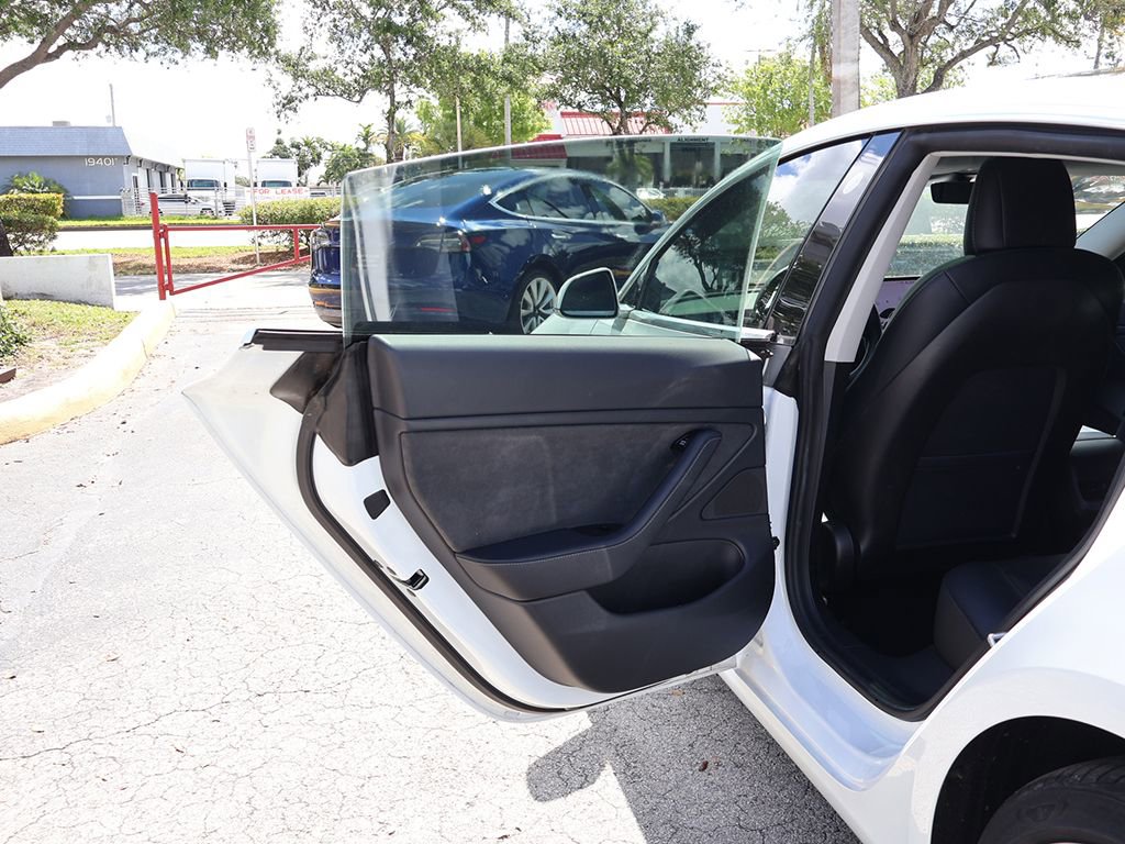 Used 2020 Tesla Model 3 Long Range AWD/4WD image 25