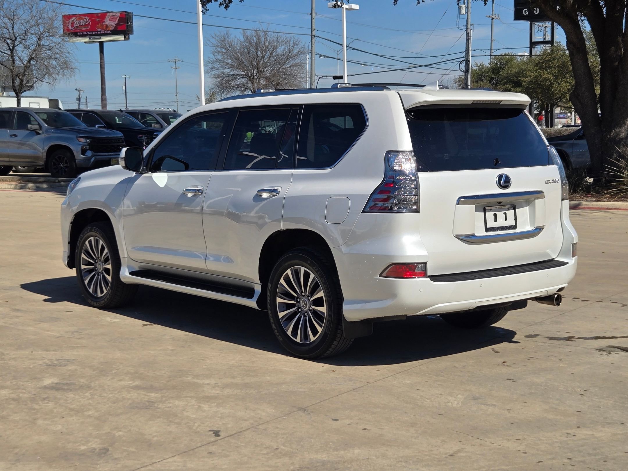 Used 2023 Lexus GX 460 Luxury image 5