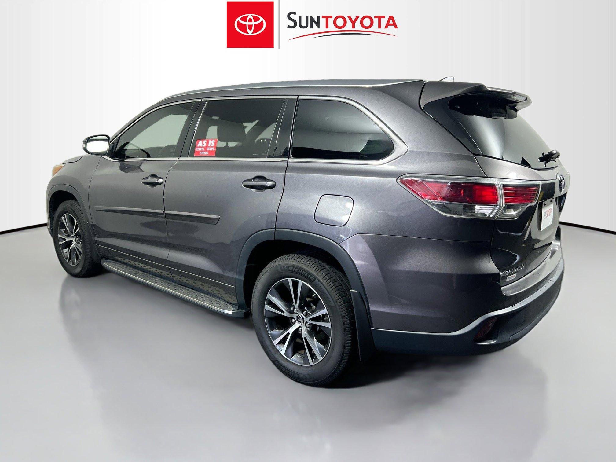 Used 2016 Toyota Highlander XLE image 6