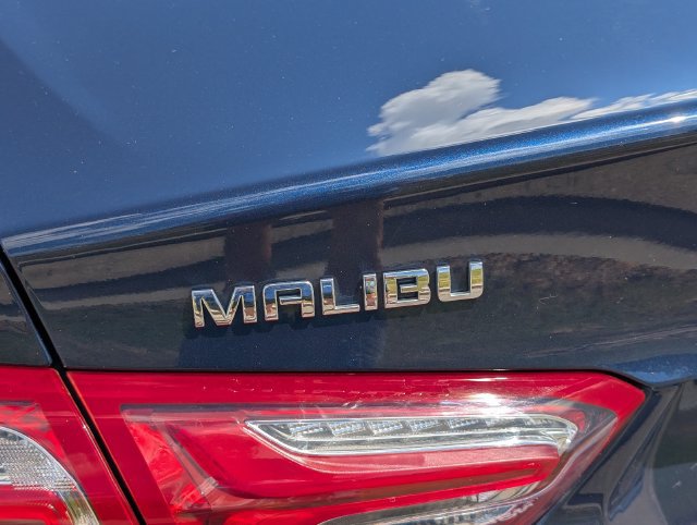 Used 2022 Chevrolet Malibu LT FWD image 5