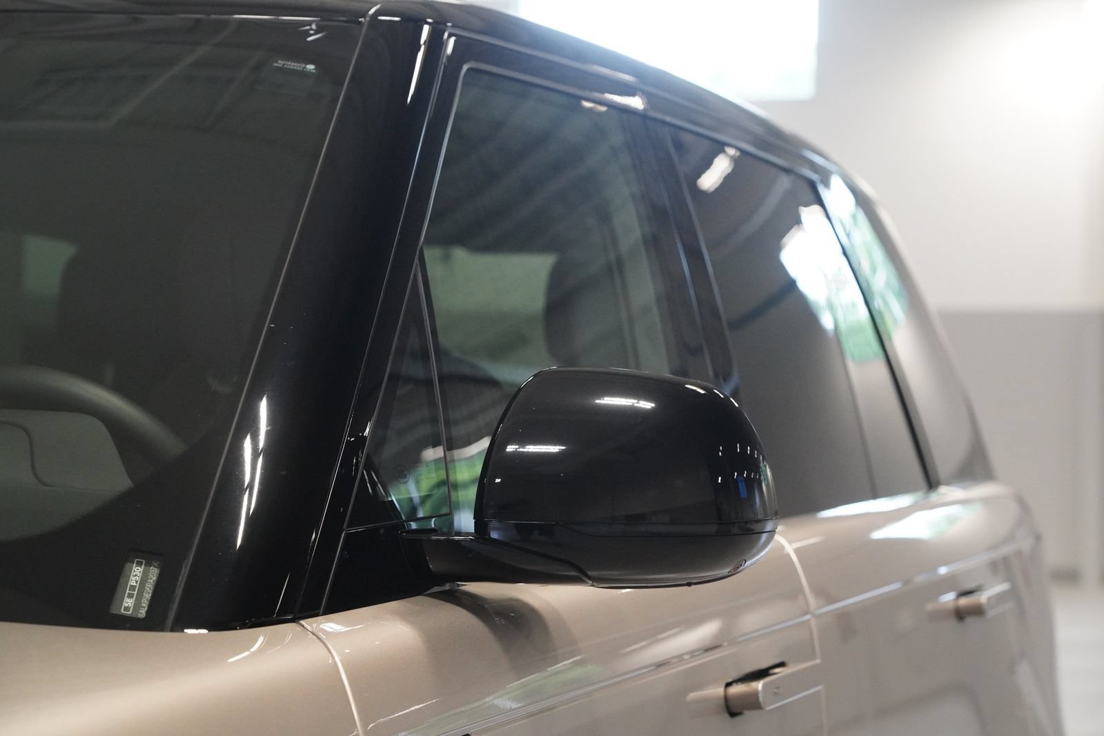 Used 2024 Land Rover Range Rover SE AWD/4WD image 7
