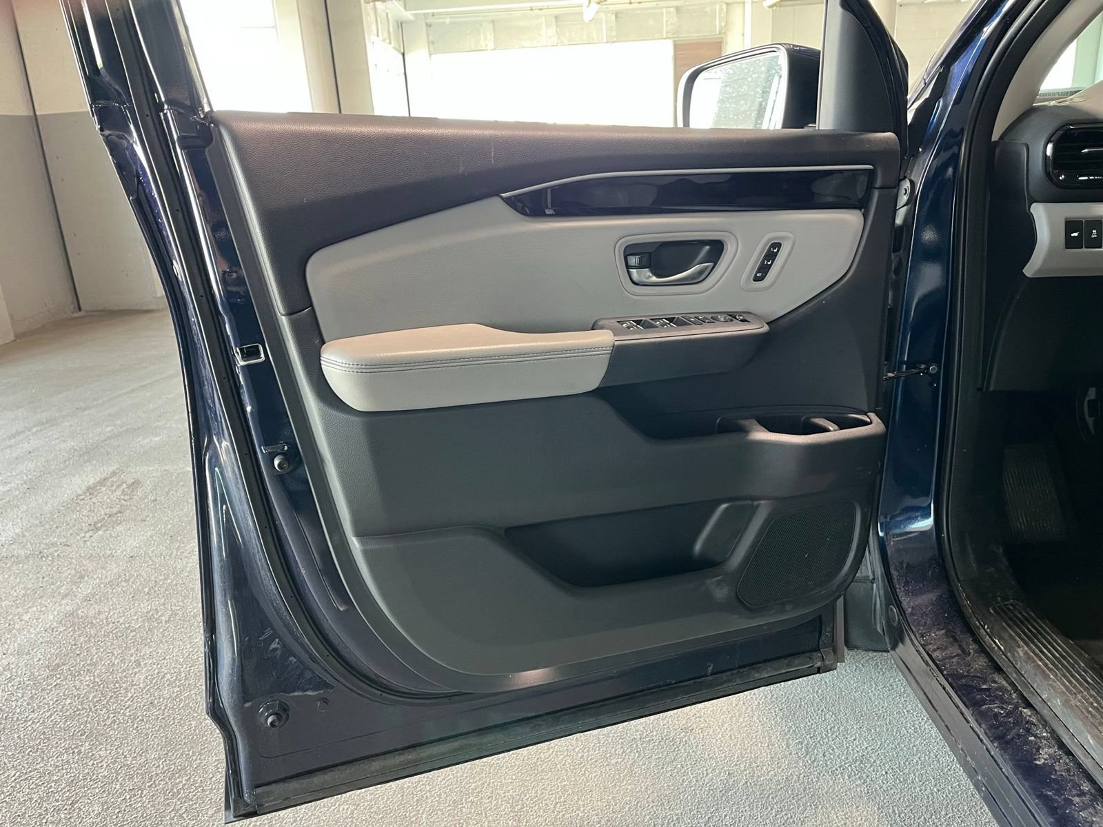 Used 2024 Honda Pilot Touring image 15
