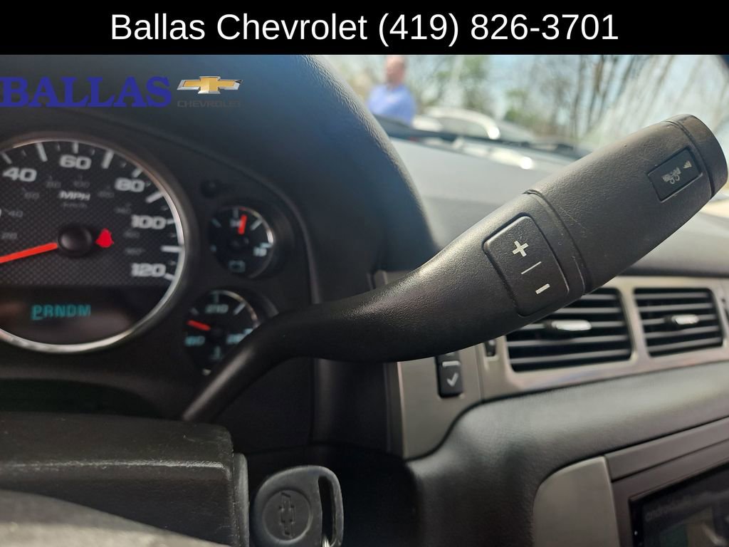 Used 2010 Chevrolet Avalanche LT w/ Luxury Package AWD/4WD image 15