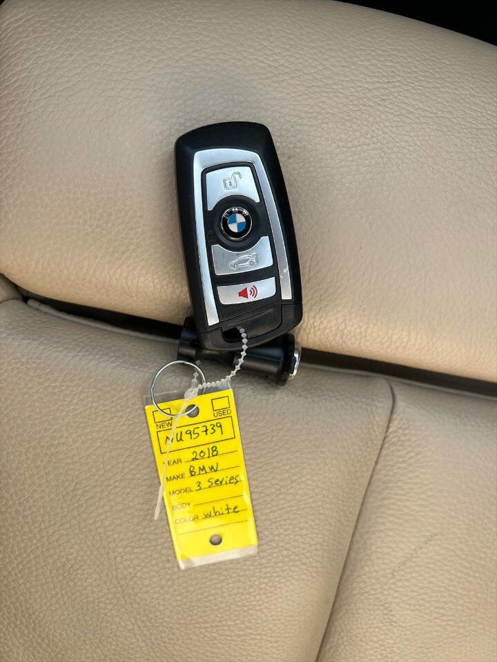 Used 2018 BMW 330i Sedan image 15