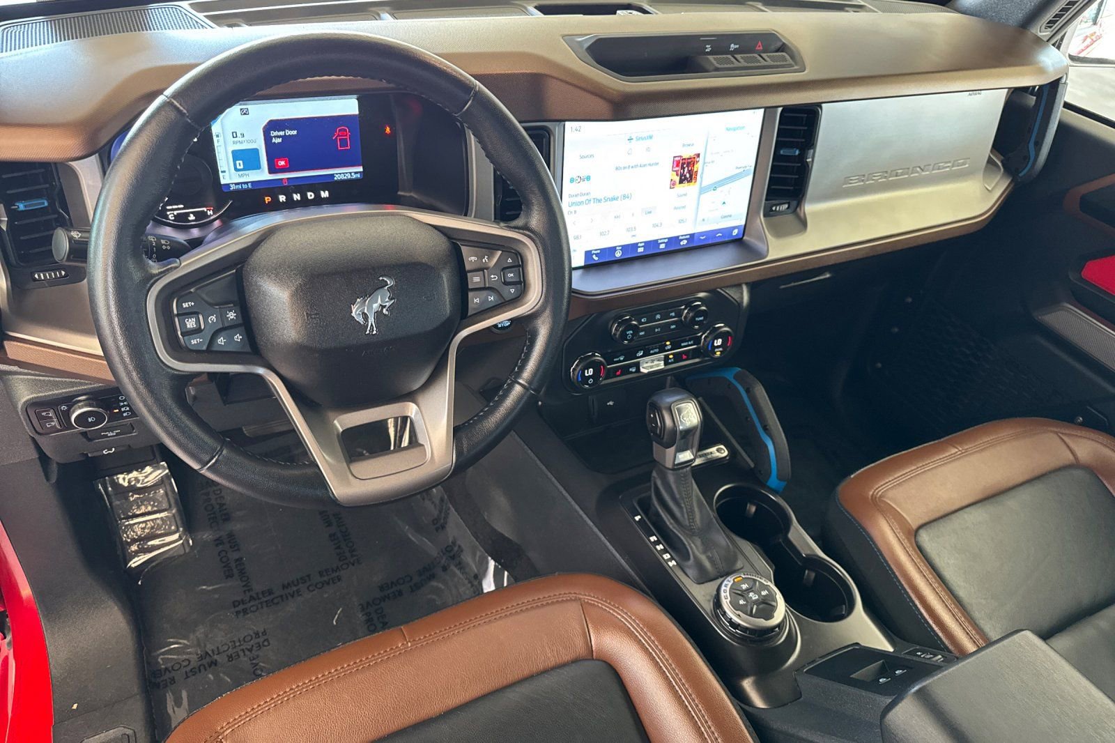 Used 2023 Ford Bronco Outer Banks image 12