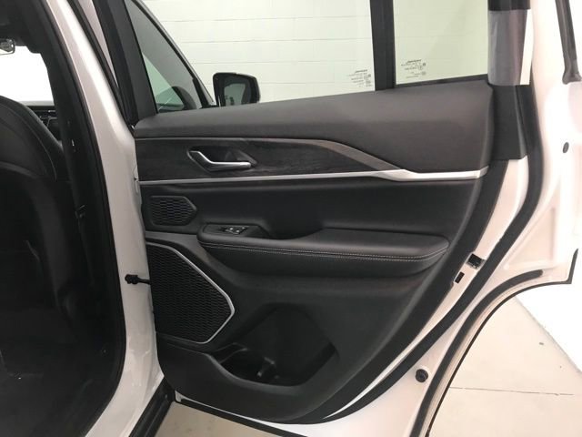 New 2025 Jeep Grand Cherokee Limited 4xe image 24