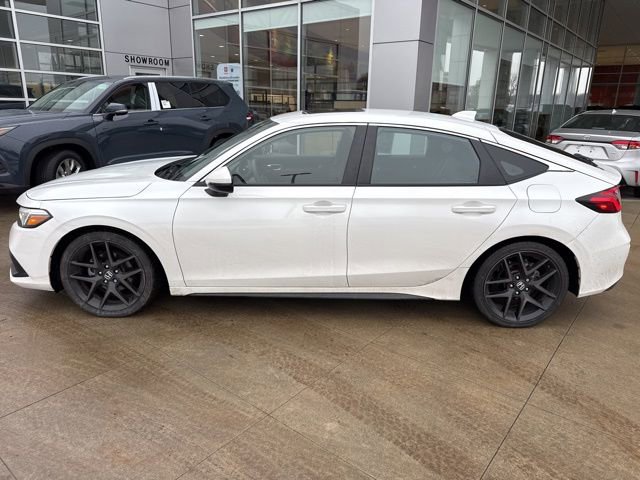 Used 2023 Honda Civic Sport Touring image 4