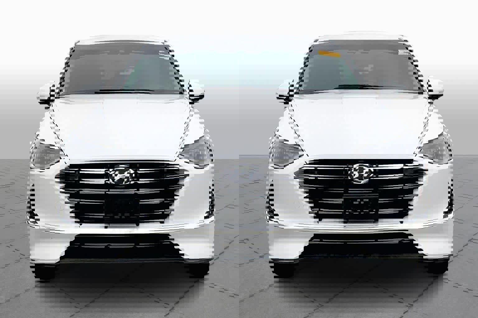 Used 2022 Hyundai Sonata SE w/ Cargo Package image 4